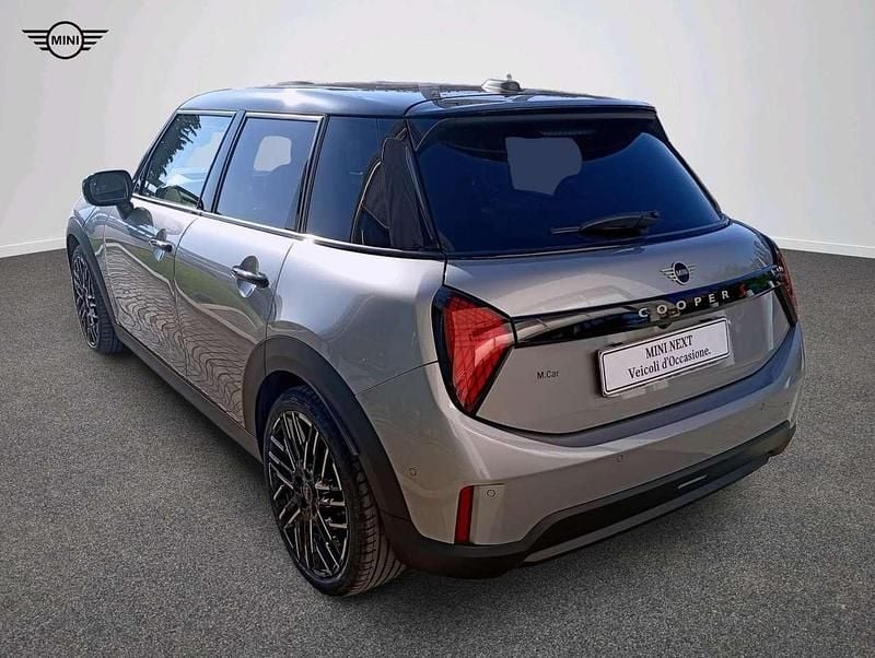 Usata Mini Cooper Favoured 204 CV (150 kW) 2024 Grigio Utilitaria