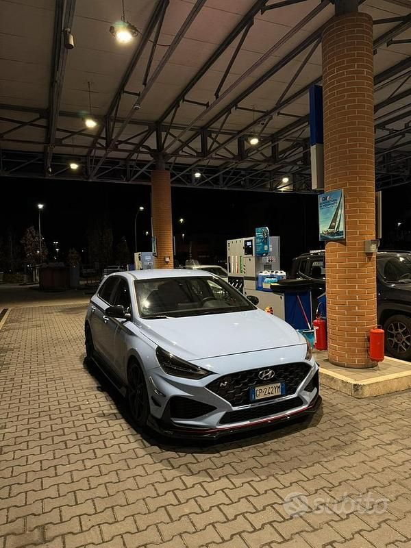 Usata 2023 Hyundai i30 Tre volumi | 34.000 € (Cara) - Immagine 1/1