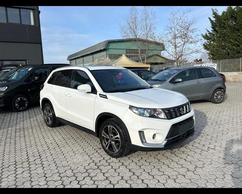 Usata Suzuki Vitara 111 CV (81 kW) 2019 Bianco SUV