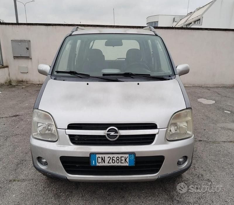 Occasion Opel Agila 69 ch (50 kW) 2004 Gris Monospace