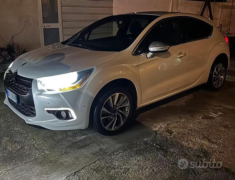 Usata Citroën DS4 120 CV (88 kW) 2012 Bianco Utilitaria