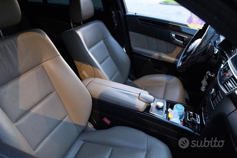 Usata Mercedes E350 AMG 265 CV (194 kW) 2011 Nero Berlina