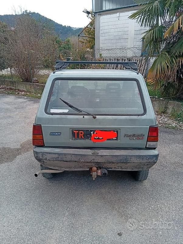 Usata Fiat Panda 4x4 48 CV (35 kW) 1983 Utilitaria