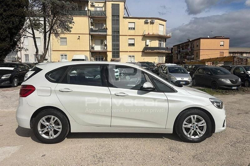 Usata BMW 216 Active Tourer Luxury Line 115 CV (84 kW) 2015 Bianco Monovolume