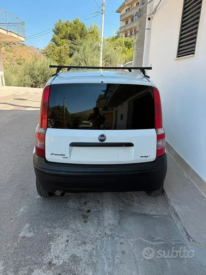 Usata Fiat Panda 69 CV (50 kW) 2006 Grigio Utilitaria