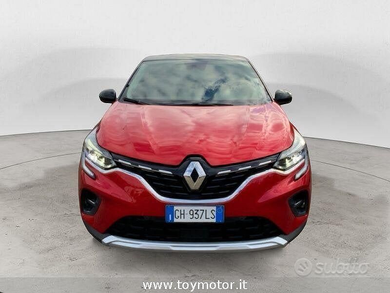 Usata Renault Captur Intens 143 CV (105 kW) 2022 Rosso SUV