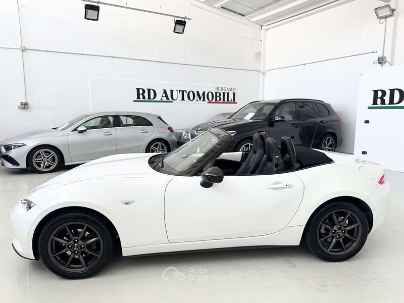 Usata Mazda MX5 Exceed 131 CV (96 kW) 2016 Bianco pastello lucido Cabrio