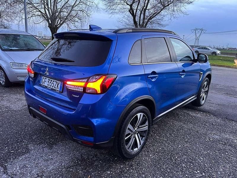 Usata Mitsubishi ASX Instyle 150 CV (110 kW) 2021 Blu/azzurro SUV