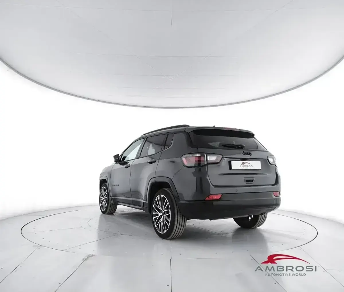 Usata Jeep Compass Summit 131 CV (96 kW) 2025 Grigio SUV