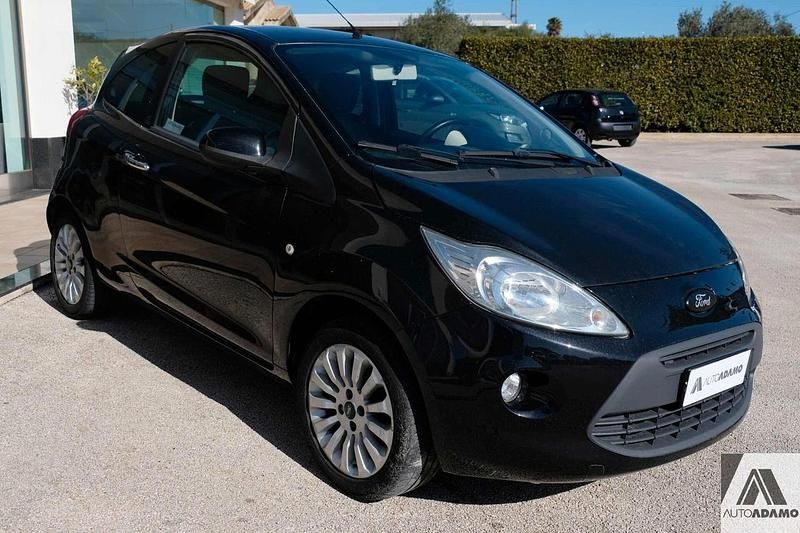 Usata Ford Ka 75 CV (55 kW) 2010 Nero Utilitaria