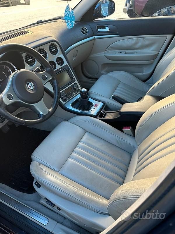 Usata Alfa Romeo 159 170 CV (125 kW) 2010 Blu Berlina