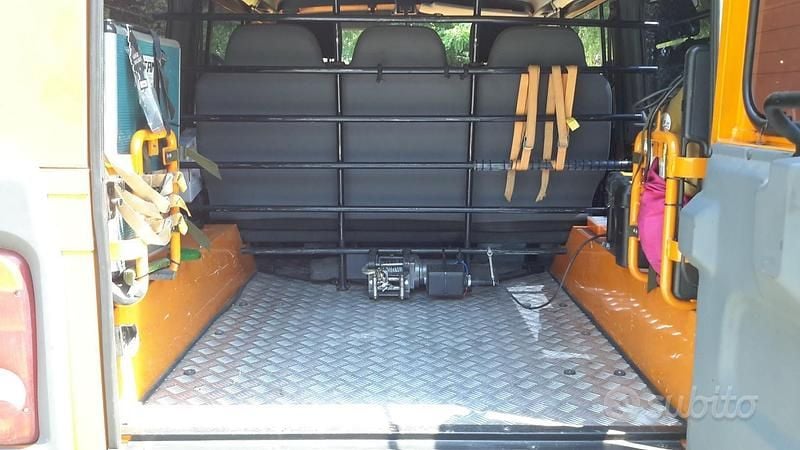 Usata Iveco Massif 177 CV (130 kW) 2009 SUV