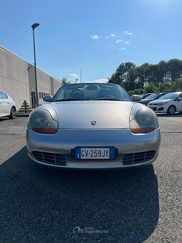 Usata Porsche Boxster 205 CV (150 kW) 1999 Argento Cabrio