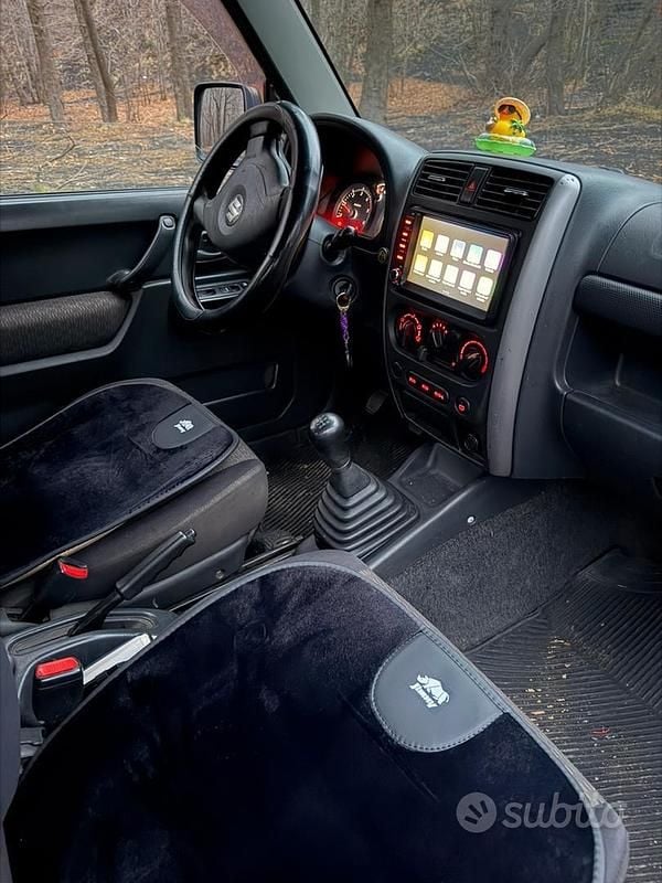 Usata Suzuki Jimny 86 CV (63 kW) 2009 SUV