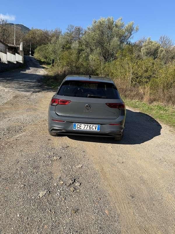 Usata VW Golf VIII Life 116 CV (85 kW) 2021 Berlina