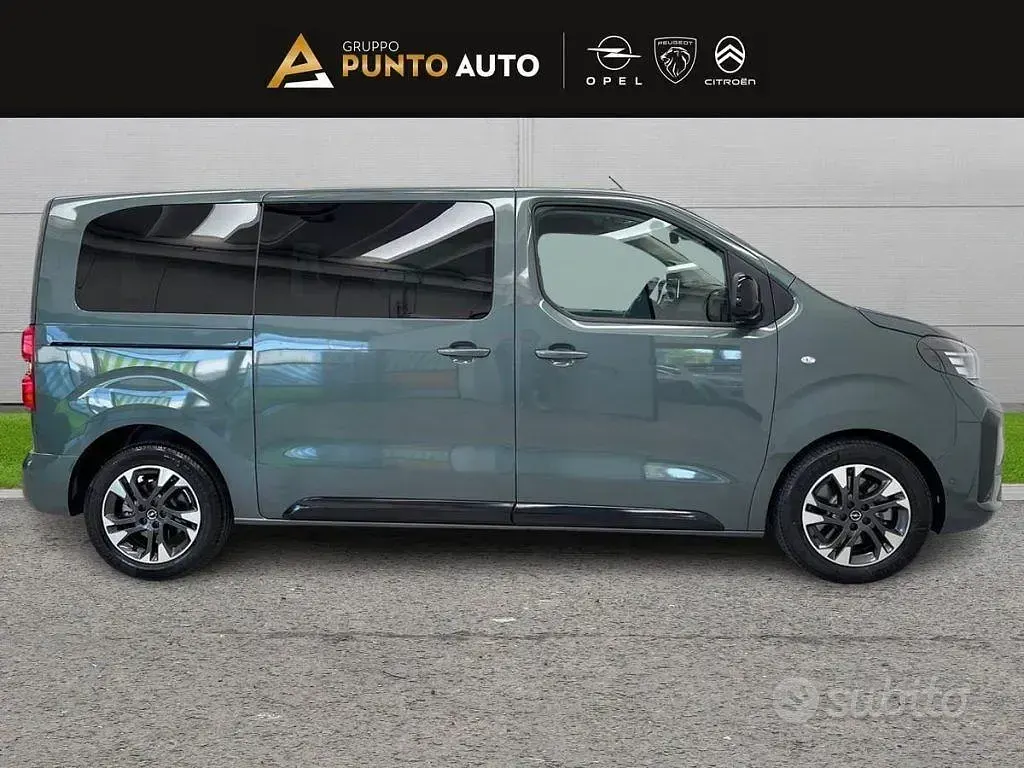 Nuova Opel Zafira 177 CV (130 kW) 2026 Verde Monovolume