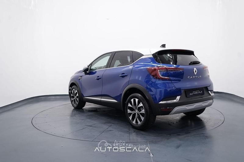 Usata Renault Captur Techno 91 CV (66 kW) 2024 Blu SUV