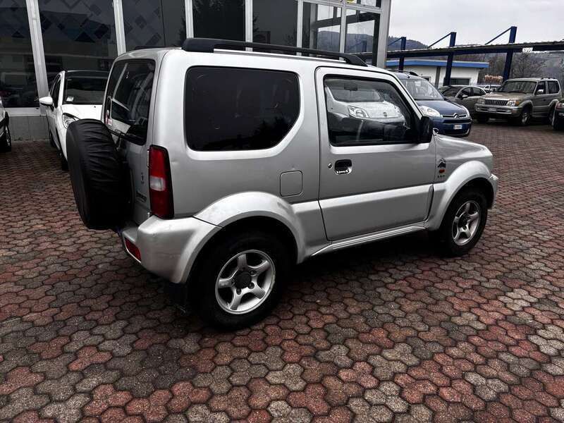 Usata Suzuki Jimny 86 CV (63 kW) 2005 Other SUV