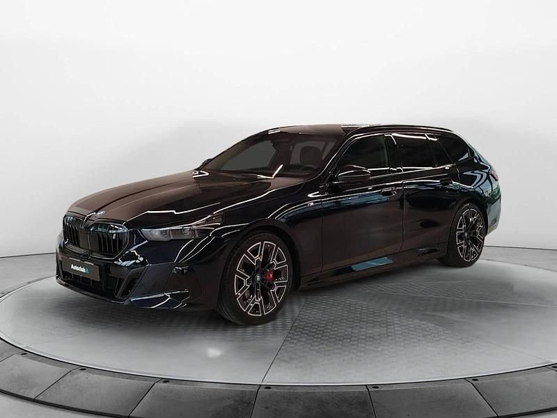 Usata 2024 BMW i5 M Sport Tre volumi | 59.800 € (Molto cara) - Immagine 1/4