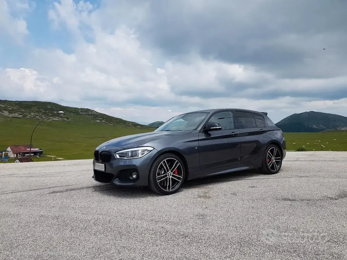 Usata BMW 120 M Performance 184 CV (135 kW) 2019 Grigio Berlina