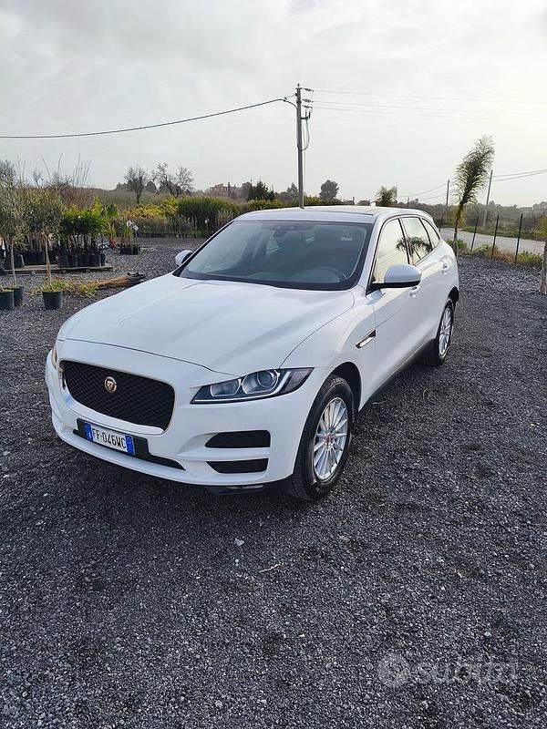 Usata Jaguar F-Pace 180 CV (132 kW) 2016 Bianco SUV