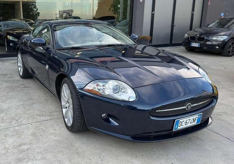 Usata Jaguar XK 296 CV (217 kW) 2006 Blu/azzurro Coupé