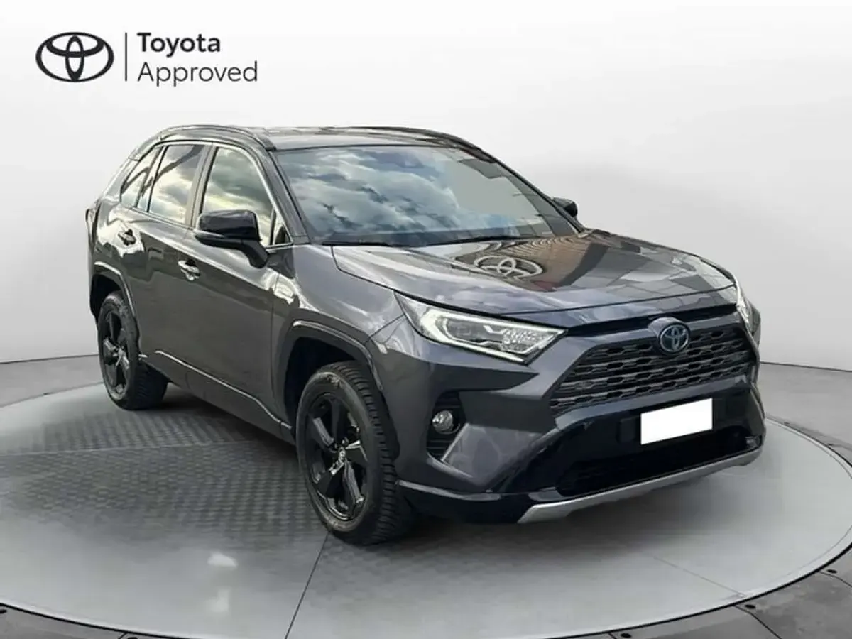 Usata Toyota RAV4 Hybrid Style 222 CV (163 kW) 2019 Grigio SUV