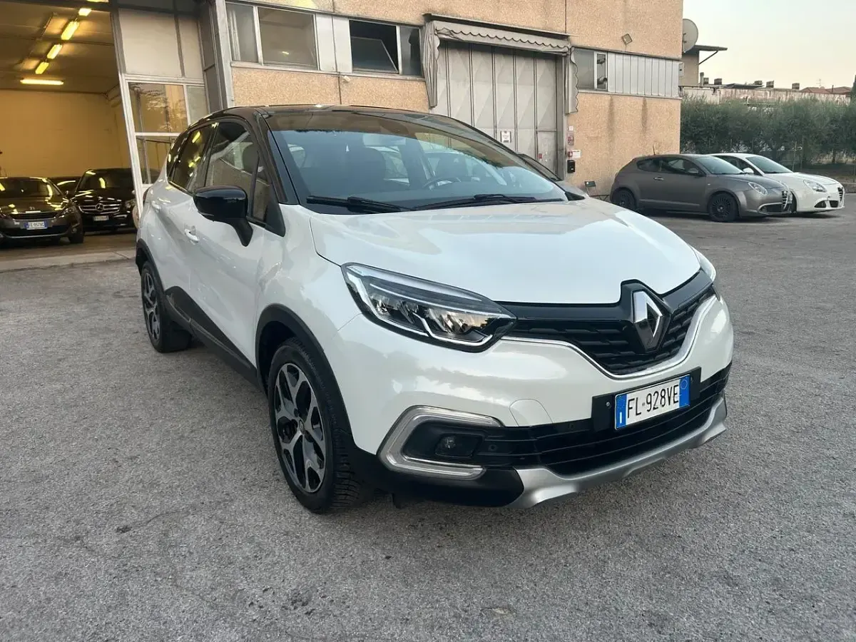 Usata Renault Captur 90 CV (66 kW) 2017 Bianco SUV