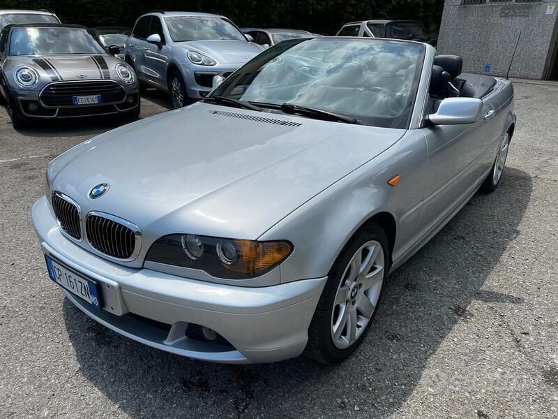 Usata BMW 320 Cabriolet 170 CV (125 kW) 2004 Argento Cabrio