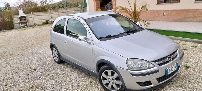 Occasion Opel Corsa 69 ch (50 kW) 2004 Citadine
