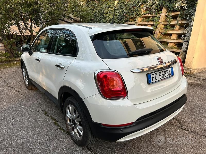 Usata Fiat 500X Pop Star 95 CV (69 kW) 2016 Bianco SUV