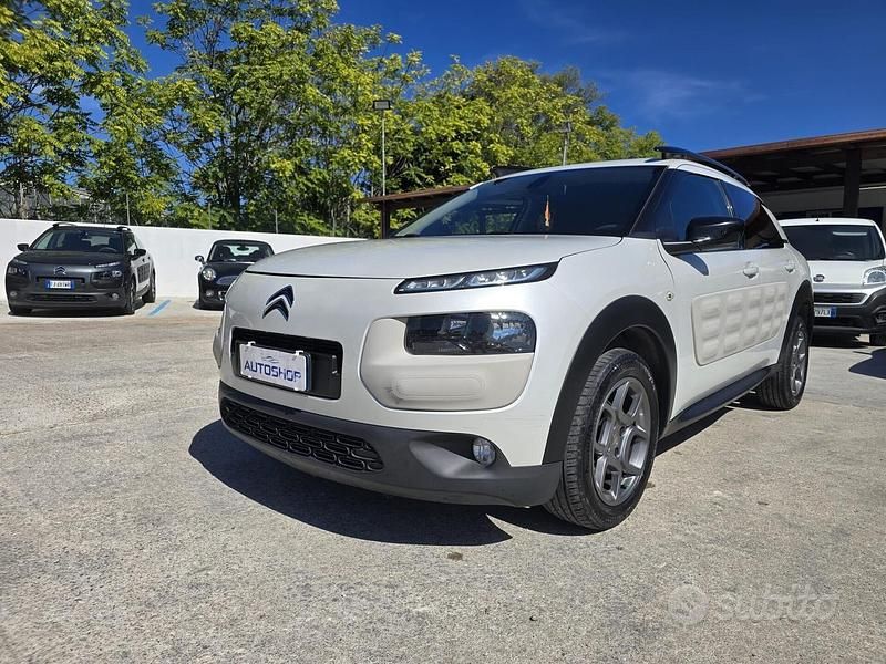 Bianco Usata 2015 Citroën C4 Shine SUV | 9800 € (Molto cara) - Immagine 1/4