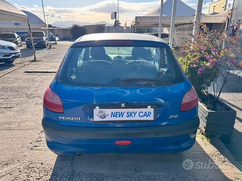 Usata Peugeot 206 59 CV (43 kW) 2000 Blu Berlina