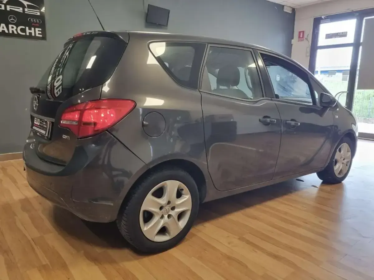 Usata Opel Meriva Cosmo 95 CV (69 kW) 2016 Other Monovolume
