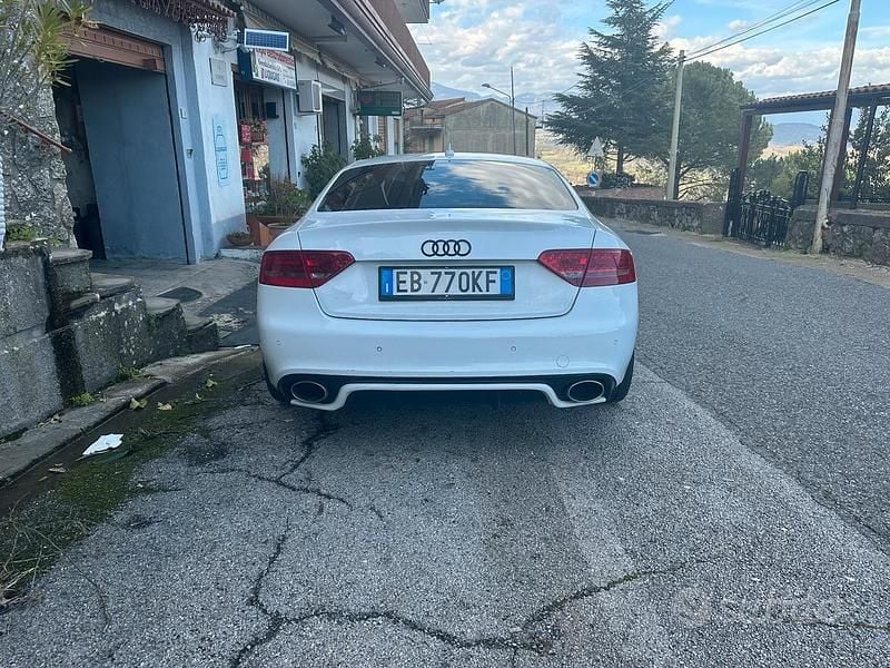 Usata Audi A5 170 CV (125 kW) 2012 Bianco Coupé