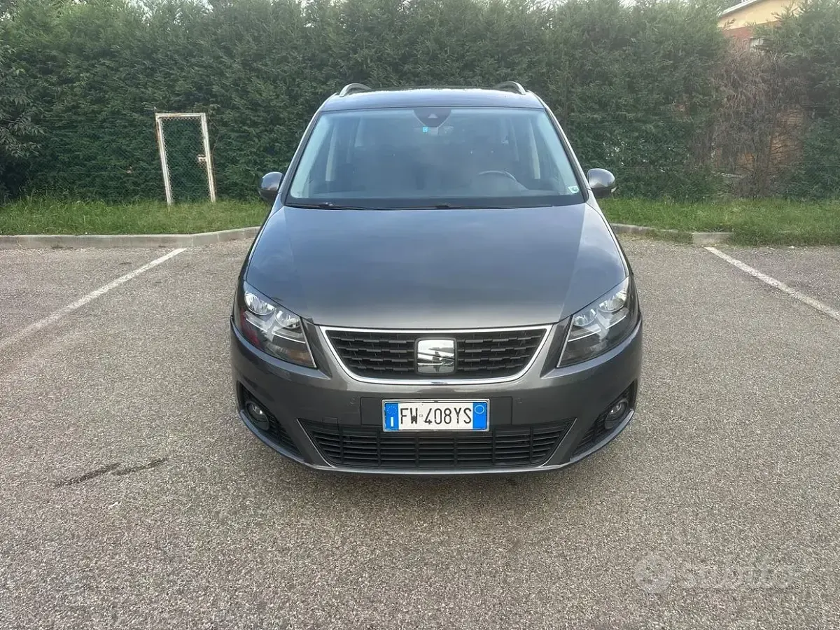 Usata Seat Alhambra FR-Line 150 CV (110 kW) 2019 Grigio Monovolume
