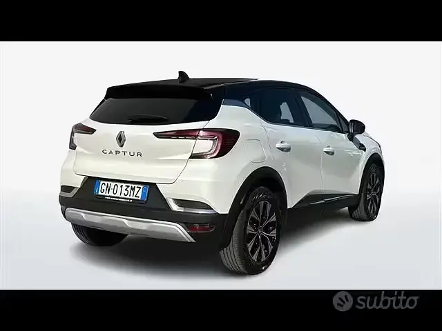Usata Renault Captur Techno 140 CV (102 kW) 2023 Bianco SUV