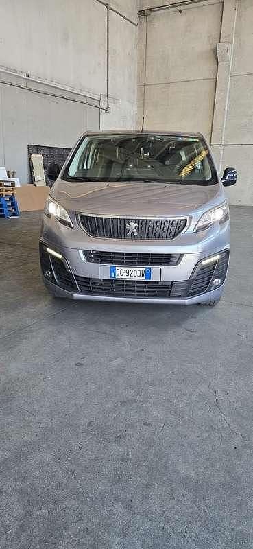 Usata Peugeot Expert 144 CV (105 kW) 2022 Argento Furgone