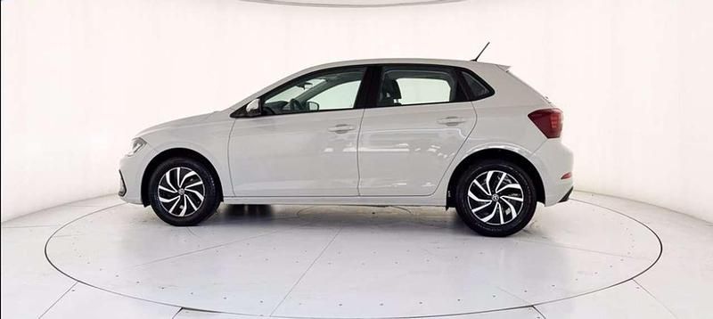 Usata VW Polo Style 95 CV (69 kW) 2022 Beige Utilitaria