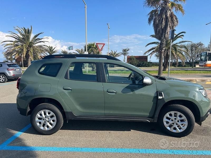 Usata Dacia Duster Essentiel 116 CV (85 kW) 2023 Verde SUV