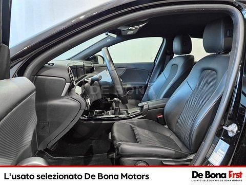 Usata Mercedes A160 109 CV (80 kW) 2020 Nero Utilitaria