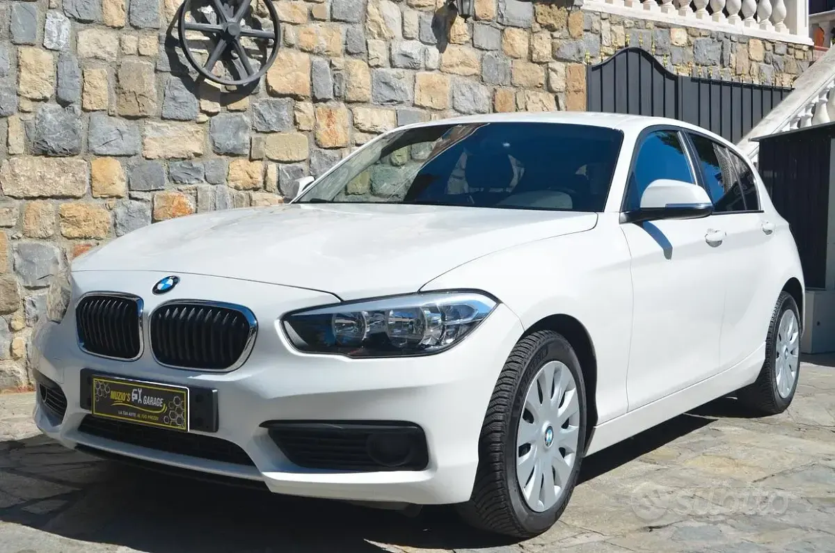Usata BMW 118 Comfort Edition 136 CV (100 kW) 2015 Bianco Utilitaria