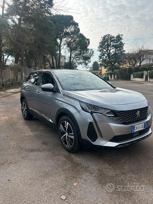 Usata Peugeot 3008 GT 131 CV (96 kW) 2021 Grigio SUV