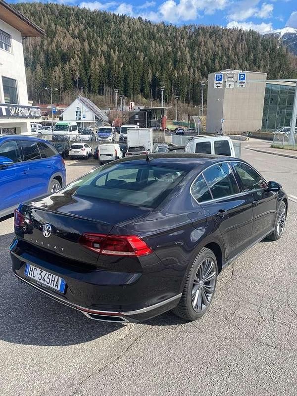 Usata VW Passat 190 CV (139 kW) 2020 Nero Berlina