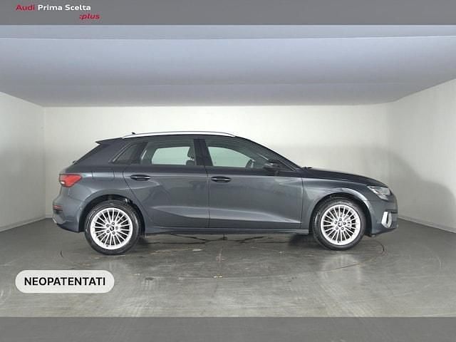 Usata Audi A3 Advanced 116 CV (85 kW) 2024 Grigio manhattan metallizzato Berlina