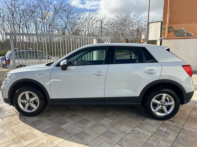 Usata Audi Q2 Admired 116 CV (85 kW) 2019 Bianco SUV