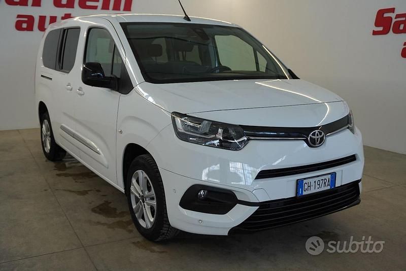 Usata Toyota Proace Verso City 131 CV (96 kW) 2022 Bianco Station wagon