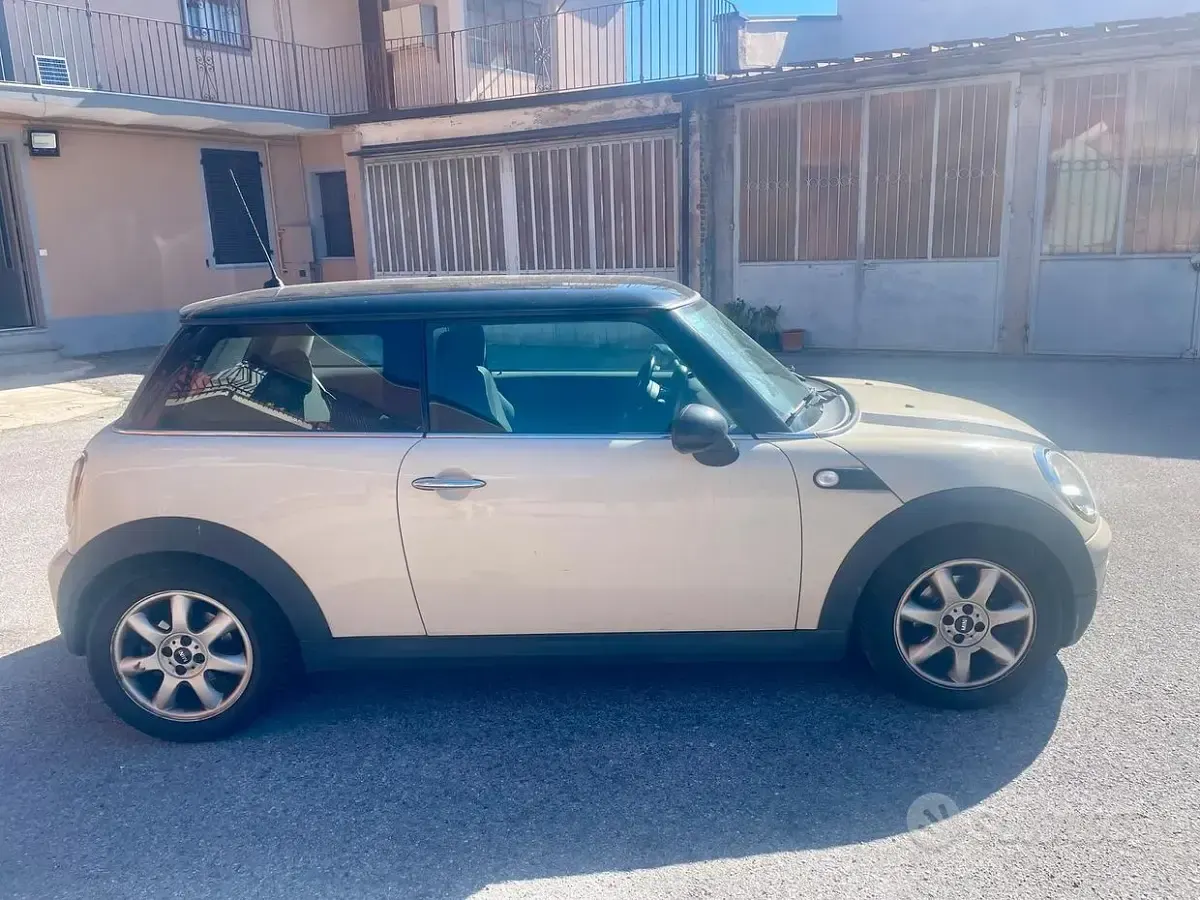 Usata Mini Cooper D 120 CV (88 kW) 2008 Utilitaria