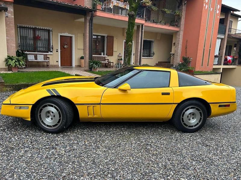 Usata Corvette C4 281 CV (206 kW) 1984 Giallo Cabrio
