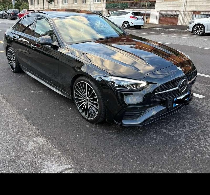 Usata Mercedes C220 AMG Line Premium 197 CV (144 kW) 2024 Berlina